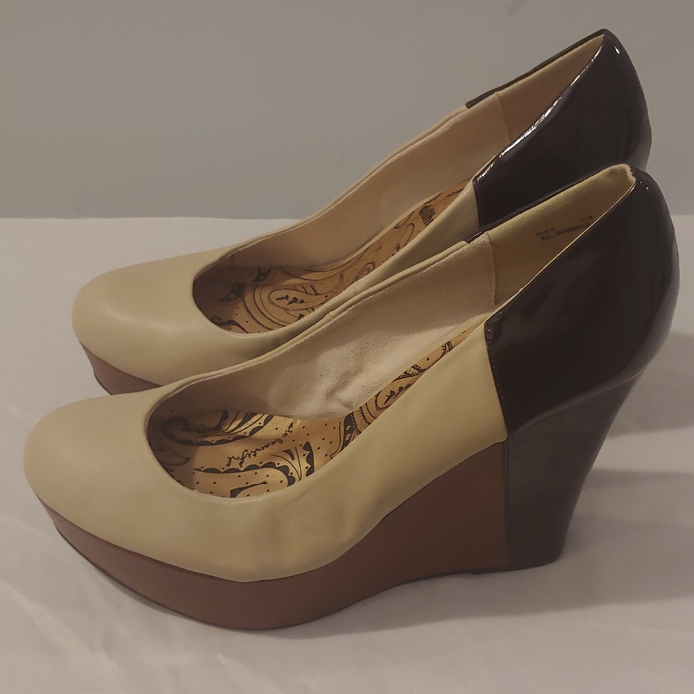 DOLLHOUSE WEDGES SHOES